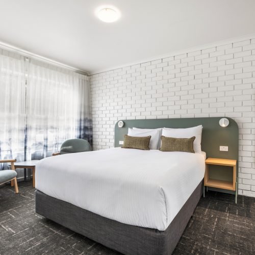 Wilsons Prom Motel | 2 BR APT main bedroom